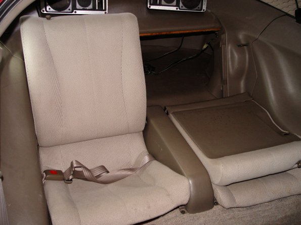 Toyota Sera Backseats