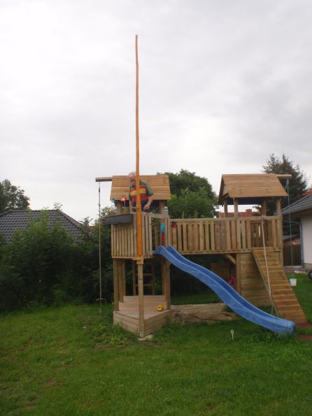 Mast in Position